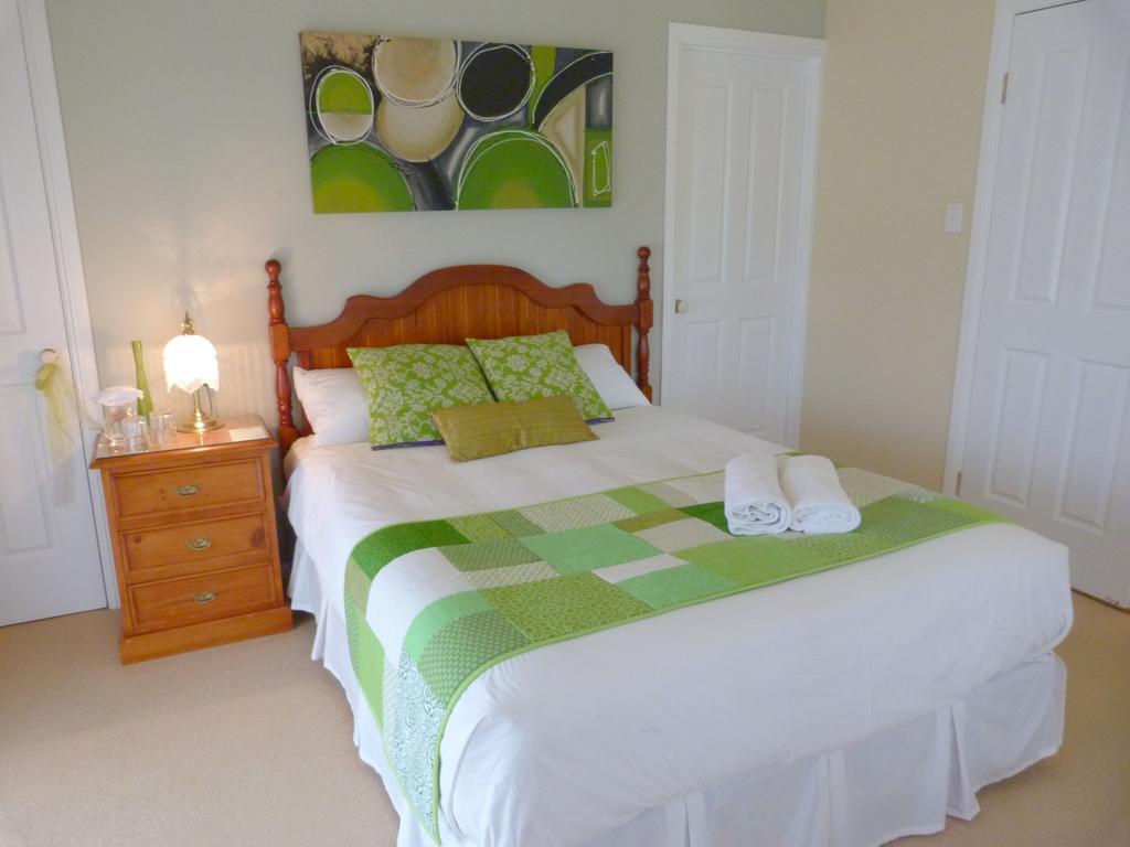 Bed and Breakfast Grovely House Stanthorpe Pokoj fotografie